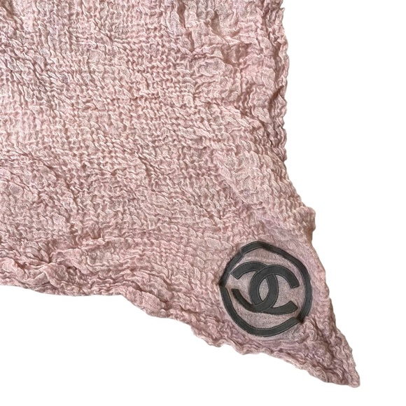 CHANEL Women SCARF/SHAWL 95% Wool 5% Cashmere Pink Embroidered Logo Rectangle - Picture 5 of 10